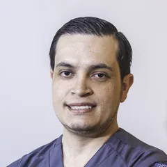 Dr. Andrés Albán Rivas